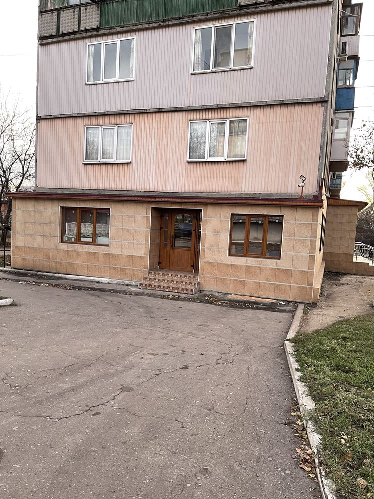 Сдам в оренду площадь в нежилом помещении