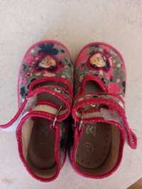 Buty, pantofelki dla dziewczynki, rozmiar 21 cm.