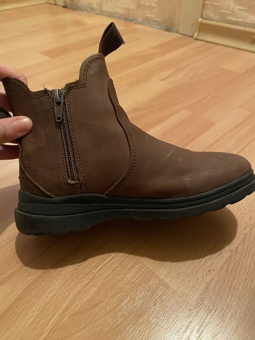 Демисезонные ботинки Зара ( челси) на мальчика