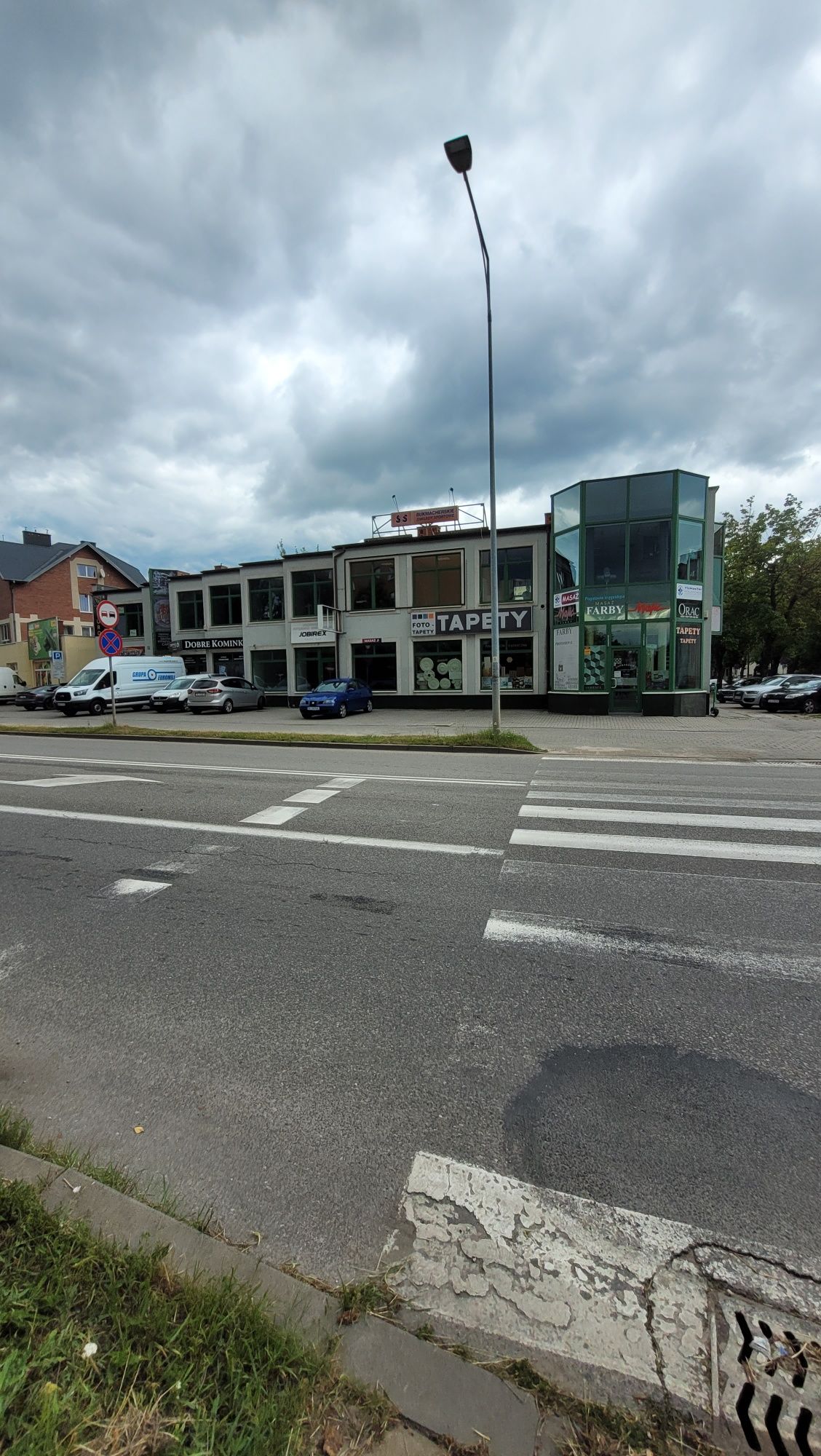 Lokal usługowy parter 120 m2 Kielce ul. Jagiellońska 11