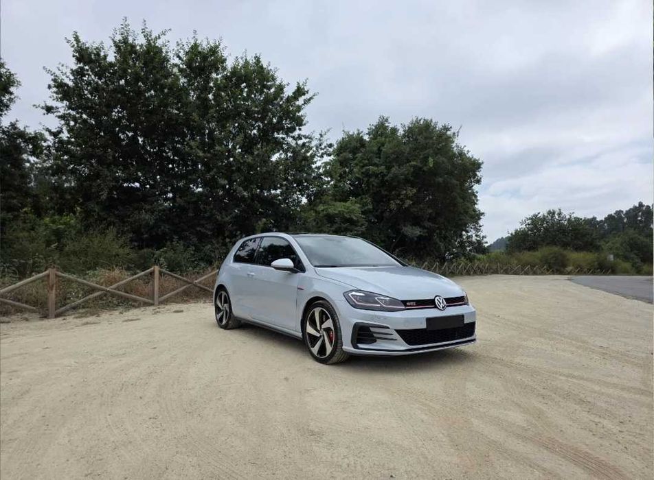 Volkswagen Golf GTI 7.5