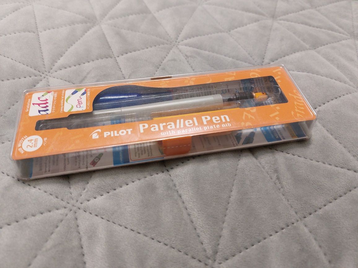 Пір'яна ручка для каліграфії Parallel pen