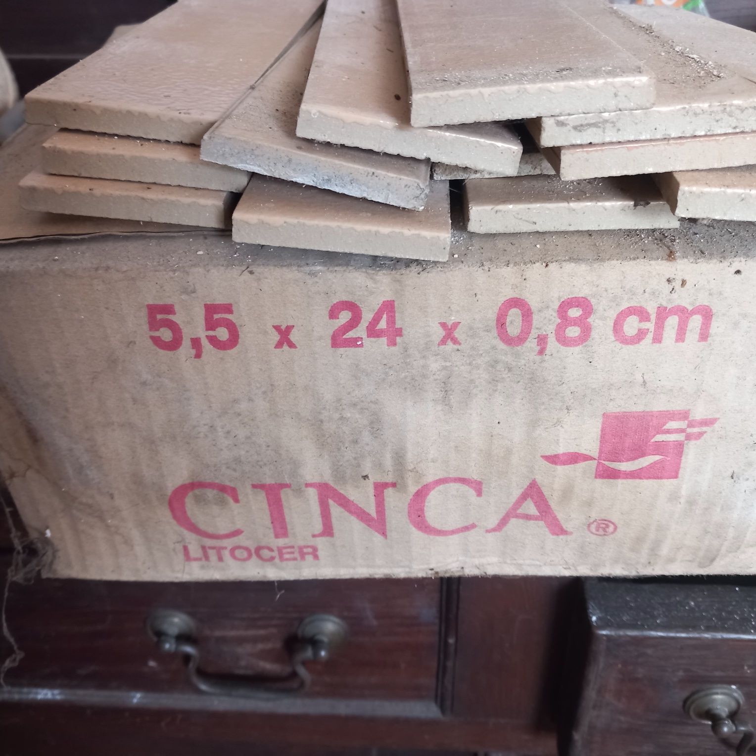 Caixa tijoleiras