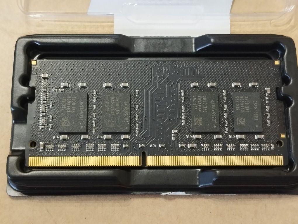 Модуль пам'яті PC3 4Gb десктоп розпродаж