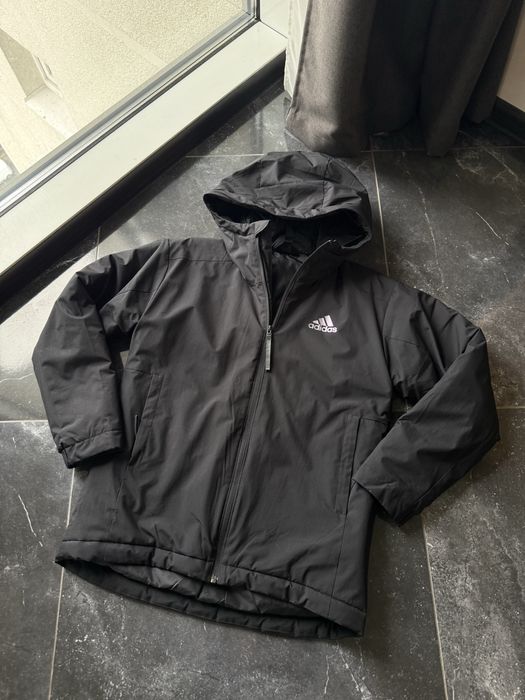 Куртка adidas жіноча