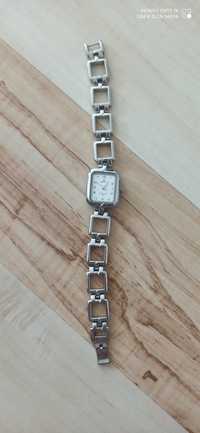 Srebrny zegarek bransoletka