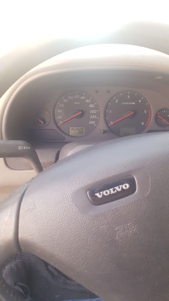 Volvo v40 para peças