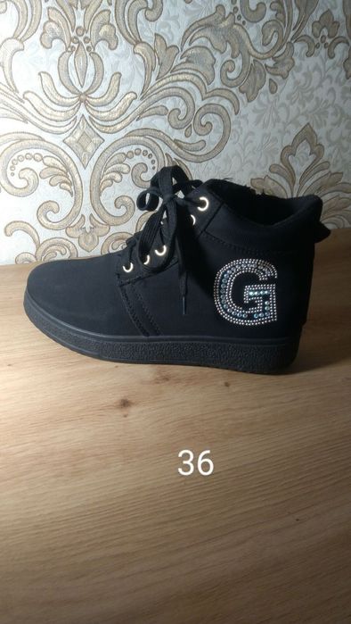 Продам зимні сапожки