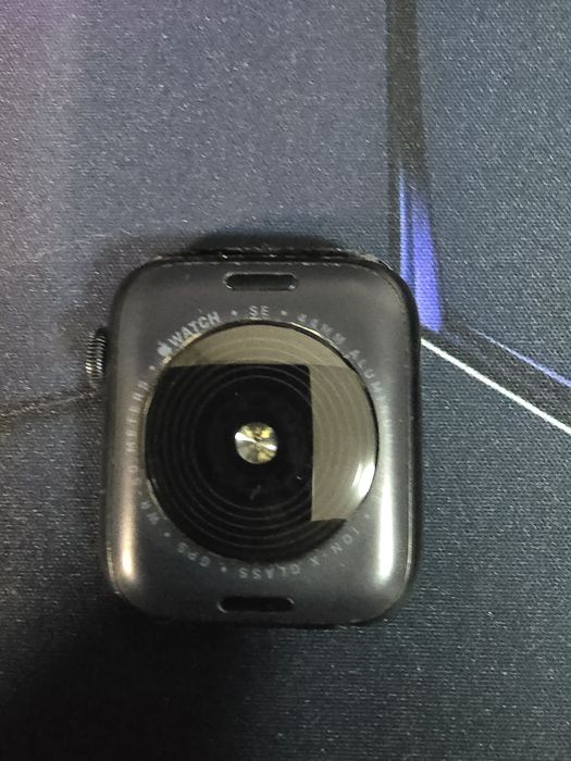 Часы Apple watch se2