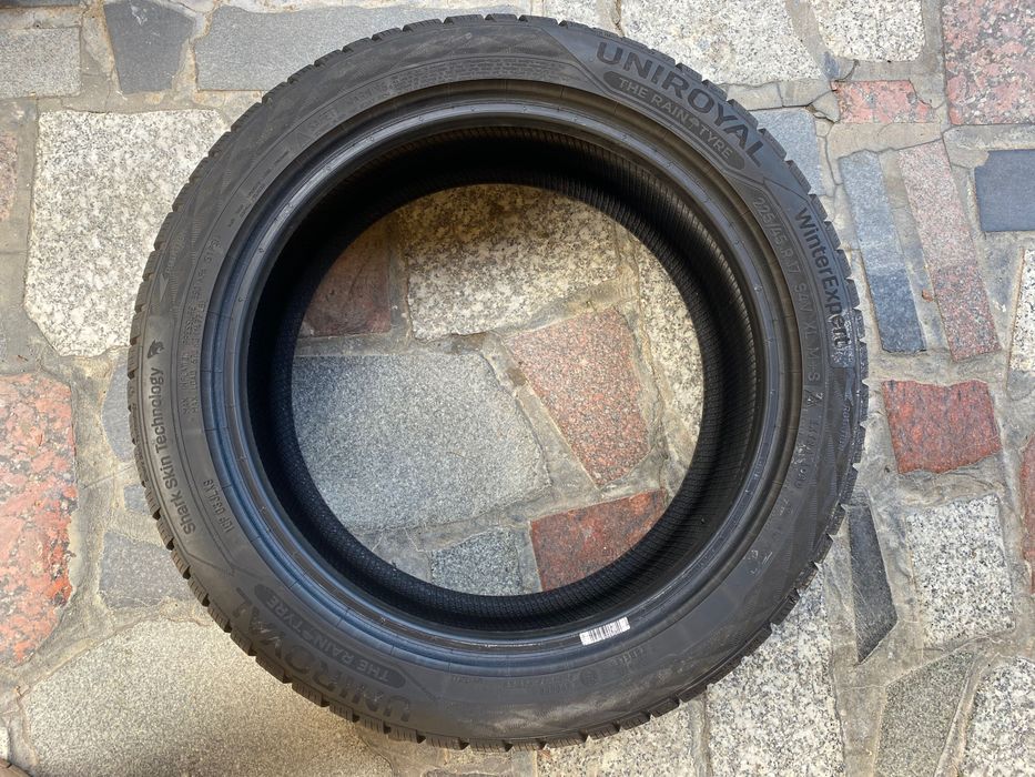 2szt Jak Nowe 225/45/17 95V XL UNIROYAL WinterExpert z 2023