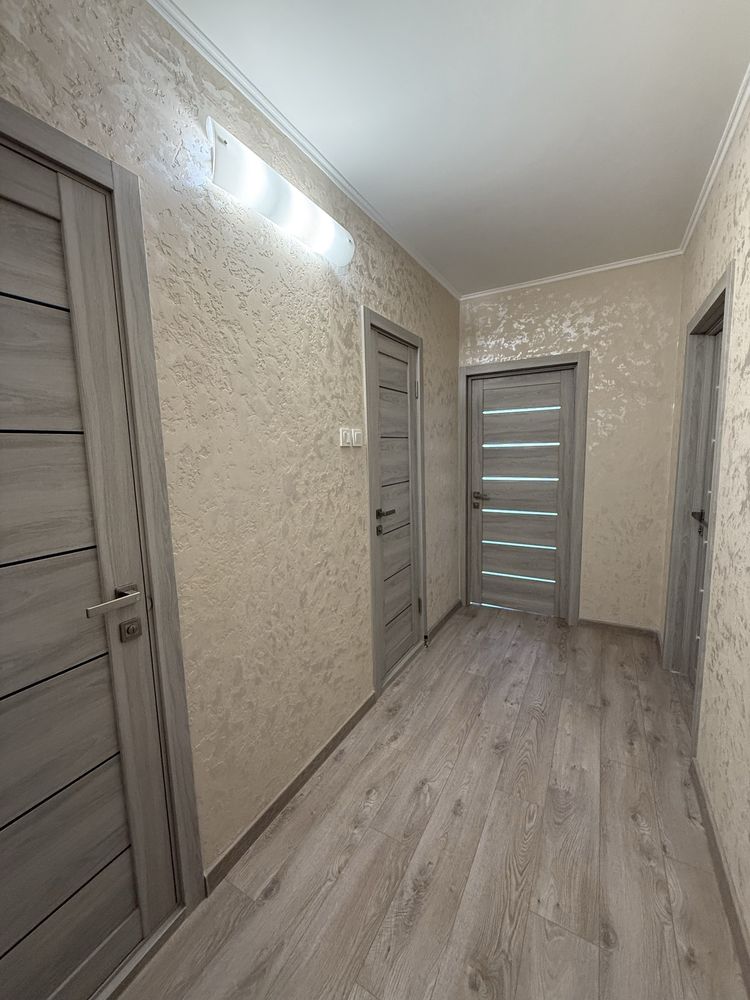 Велика квартира. Власник. Вишняківська