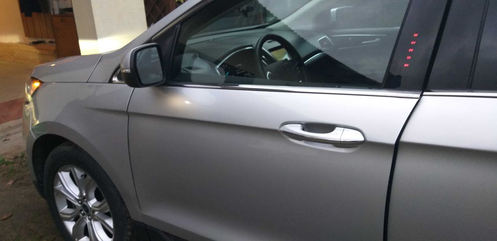 Sprzedam Forda  EDGE Titanium ECOBOST 2.0 benzyna