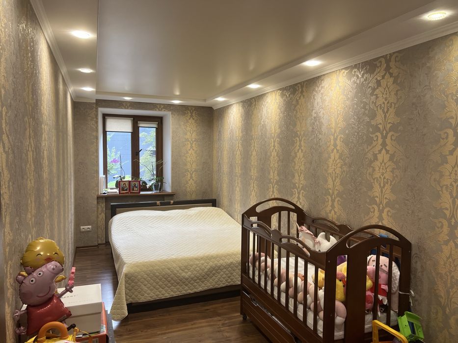 Продаж 3 кімнатноі квартири  можна по програмі