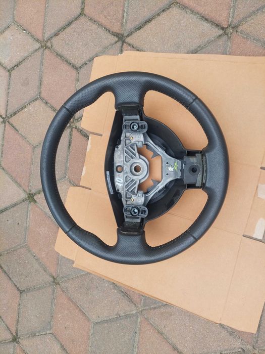 руль nissan qashqai j10