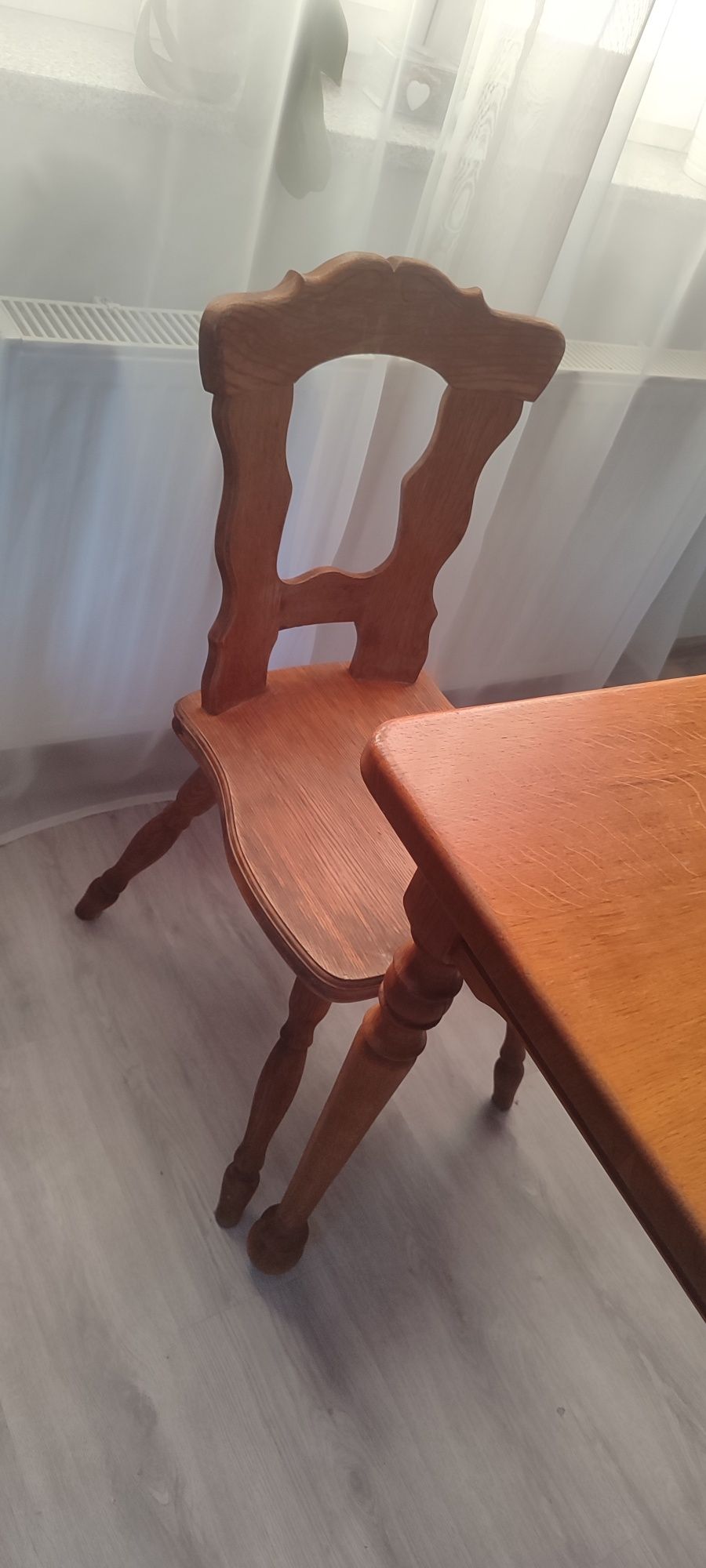 Stół dębowy + 2 krzesła