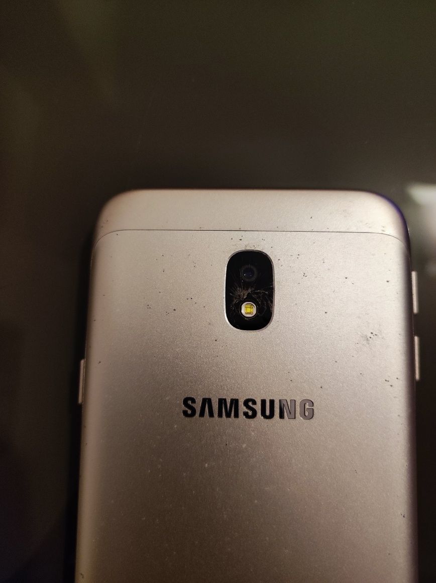 Samsung Galaxy J3, 2017, 16 gb dourado.