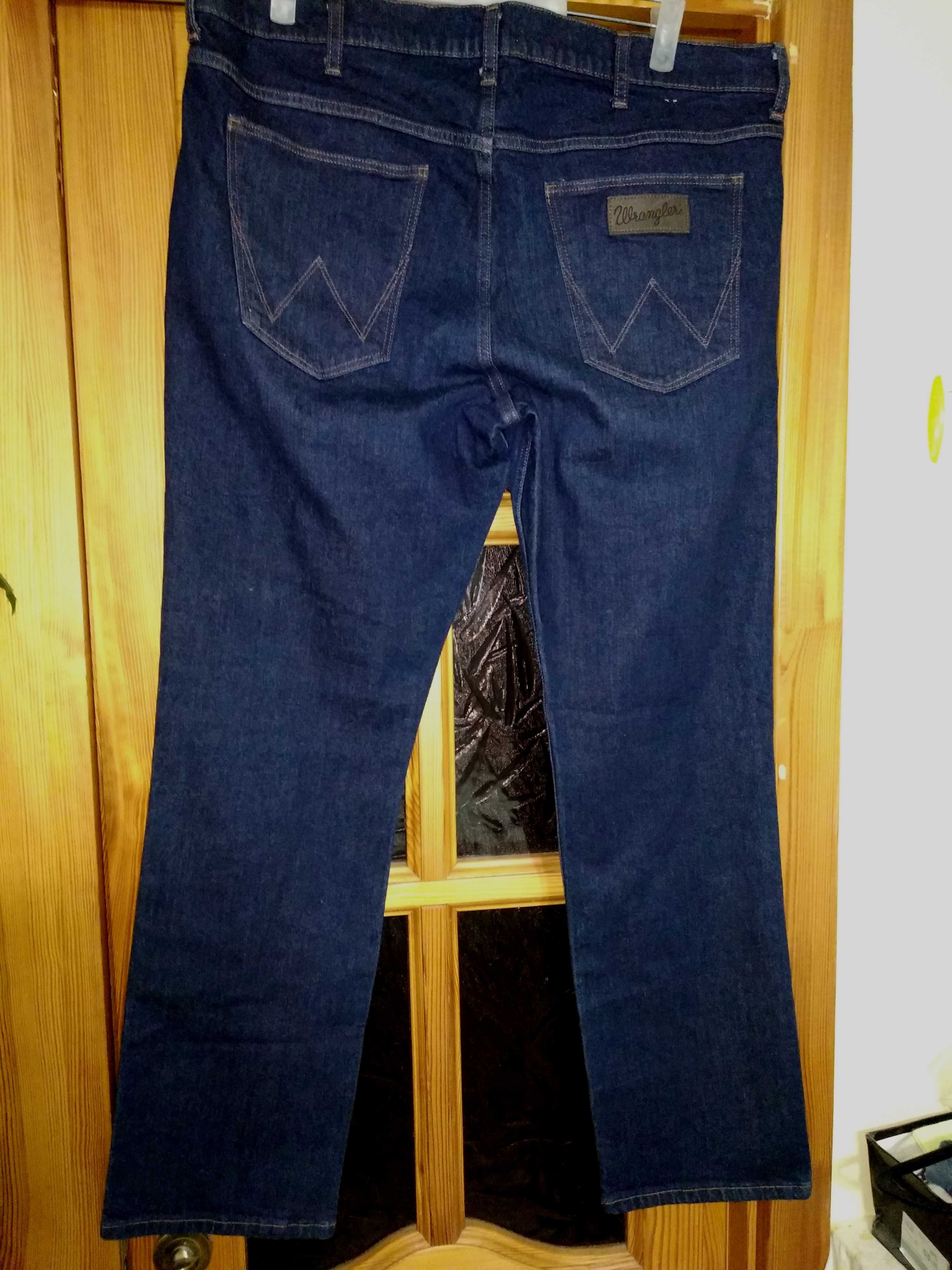 Джинси WRANGLER greensboro   W40 L32 made in Pakistan  з США