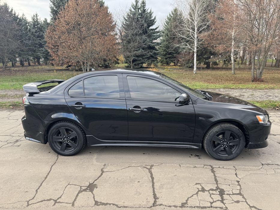 Продам Lancer X