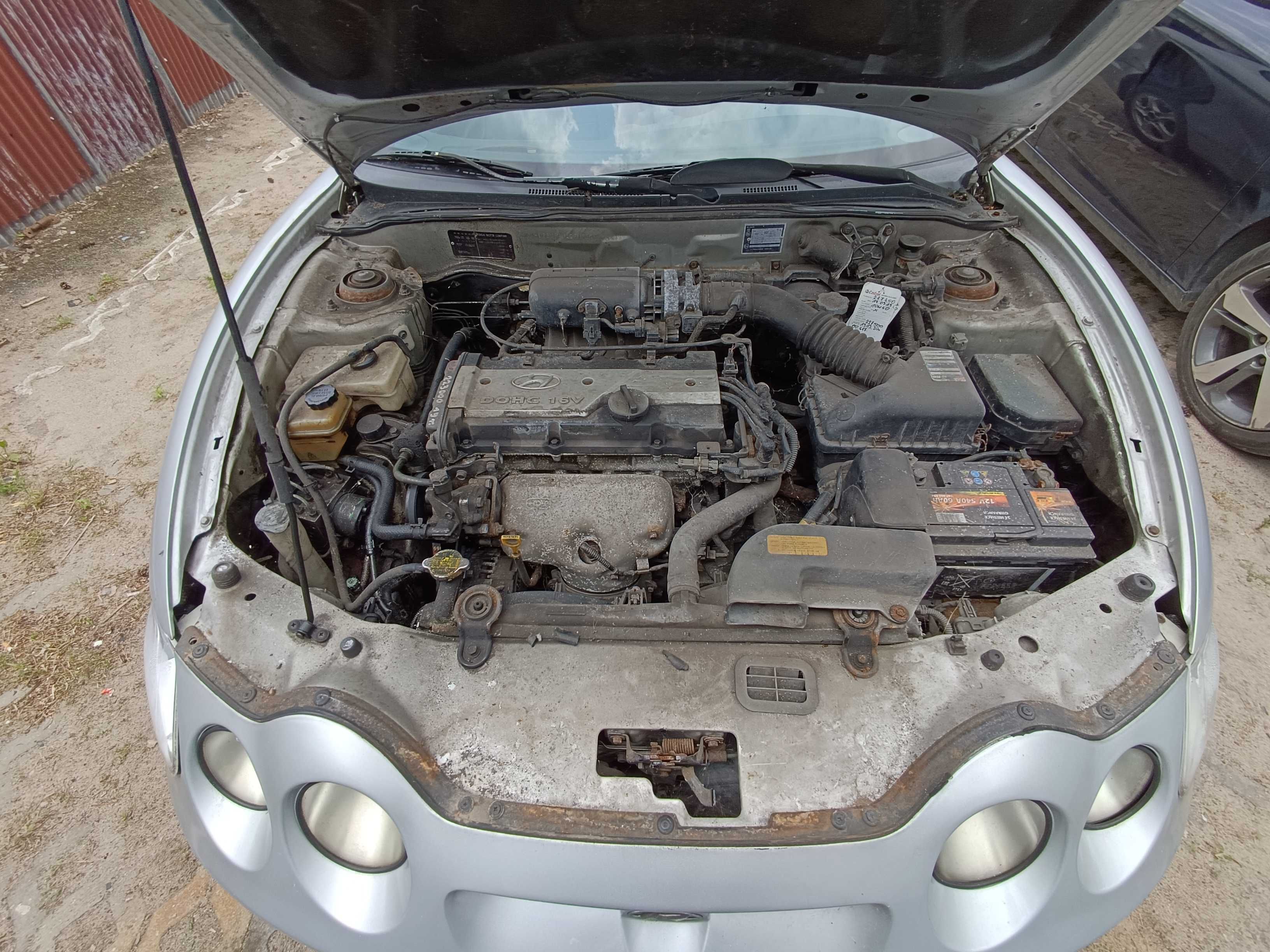 Hyundai Coupe 2001r 1,6 benzyna na częsci lub w całości