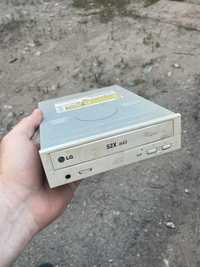Продам дисковод LG CD-ROM GCR-8520B