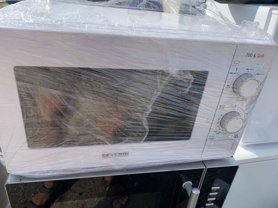 Мікрохвильова піч