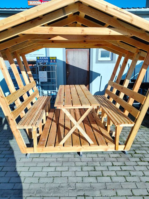 WIATA ALTANKA pergola drewniana ze stołem