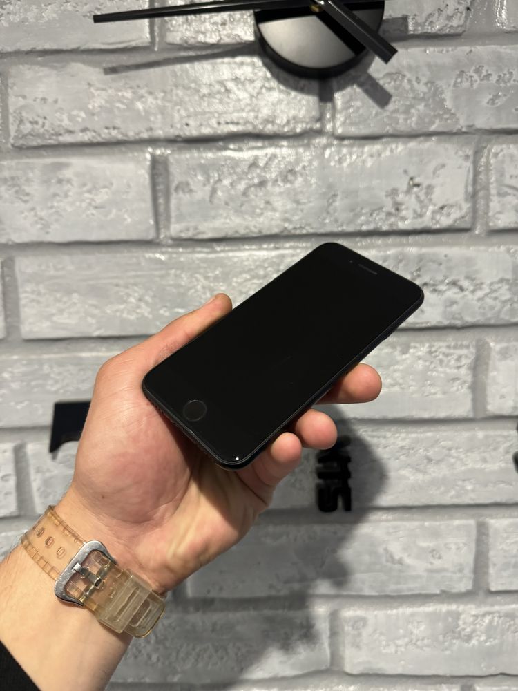 iPhone SE 2022 64gb Neverlock