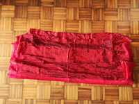 Onze metros de tecido glitter vermelho com lantejoulas