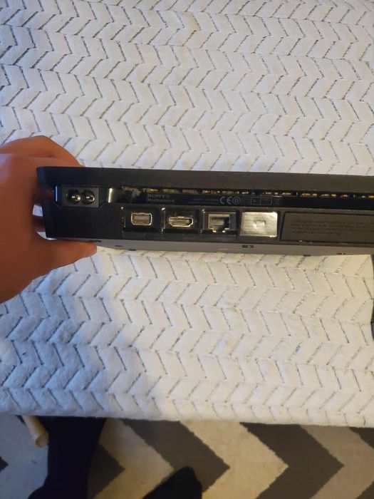 Ps4 500GB jak nowe