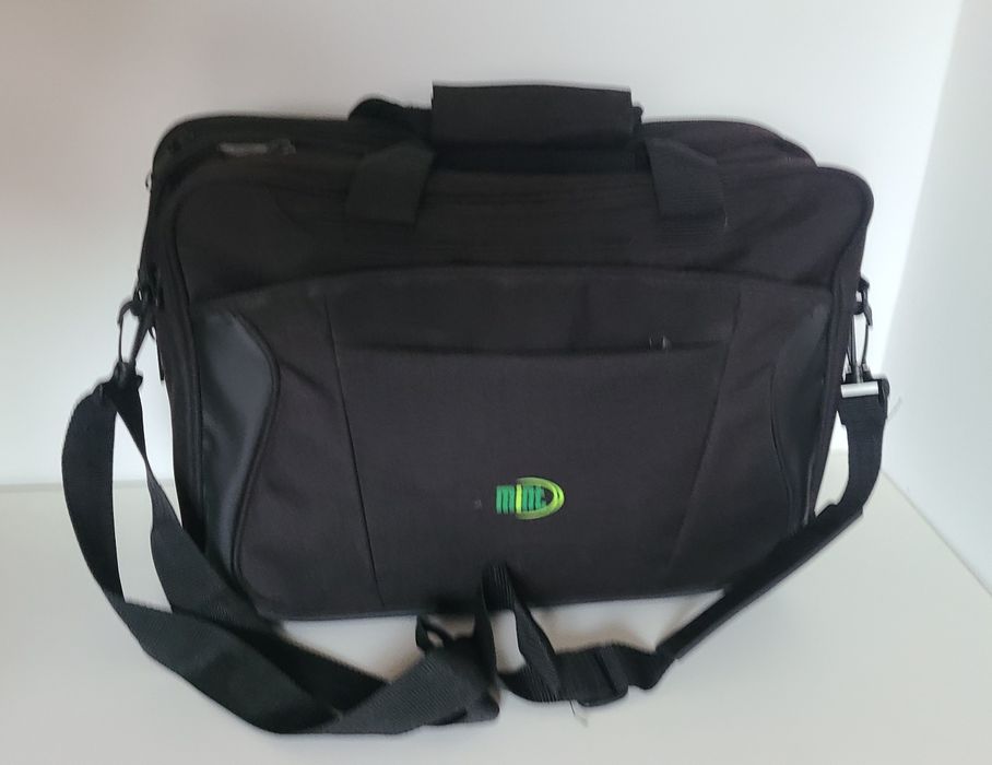 Dwukomorowa torba na laptopa