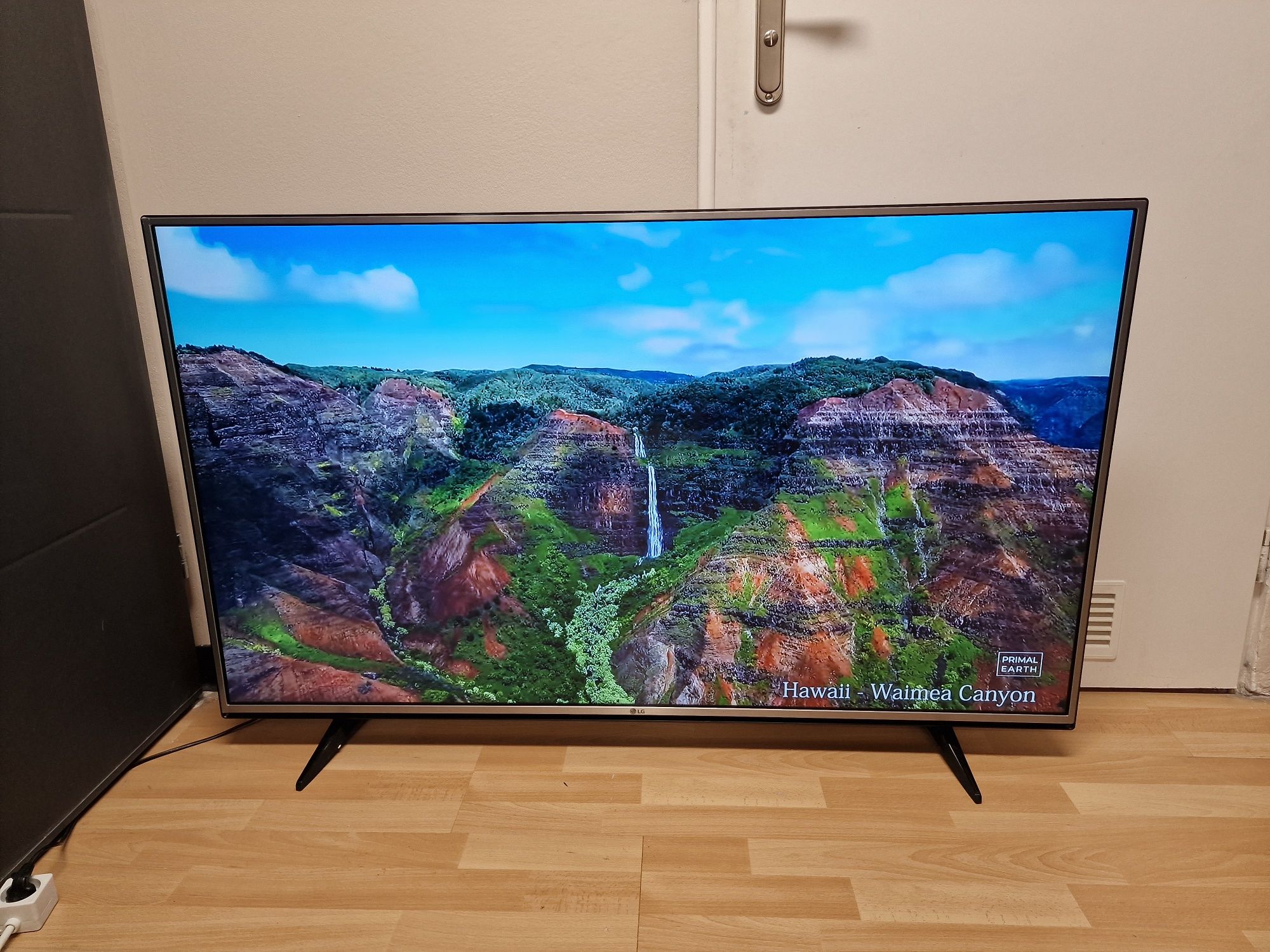 LG 55cali 100Hz 4K UHD Dvb-t2 SMART telewizor