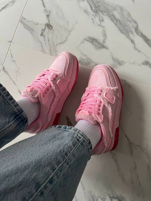 БЕЗ ПЕРЕДОПЛАТ‼️ Жіночі кросівки Louis Vuitton Trainer Triple Pink