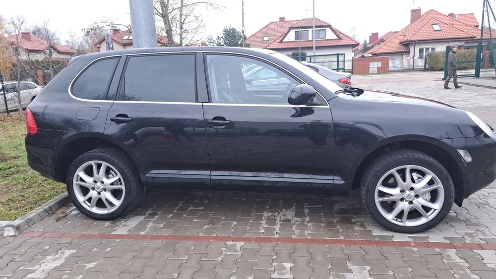Porsche Cayenne Sprzedam samochód osobowy Porsche Cayenne S