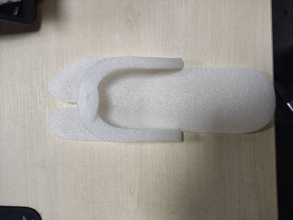 Одноразовые тапочки - вьетнамки для педикюра