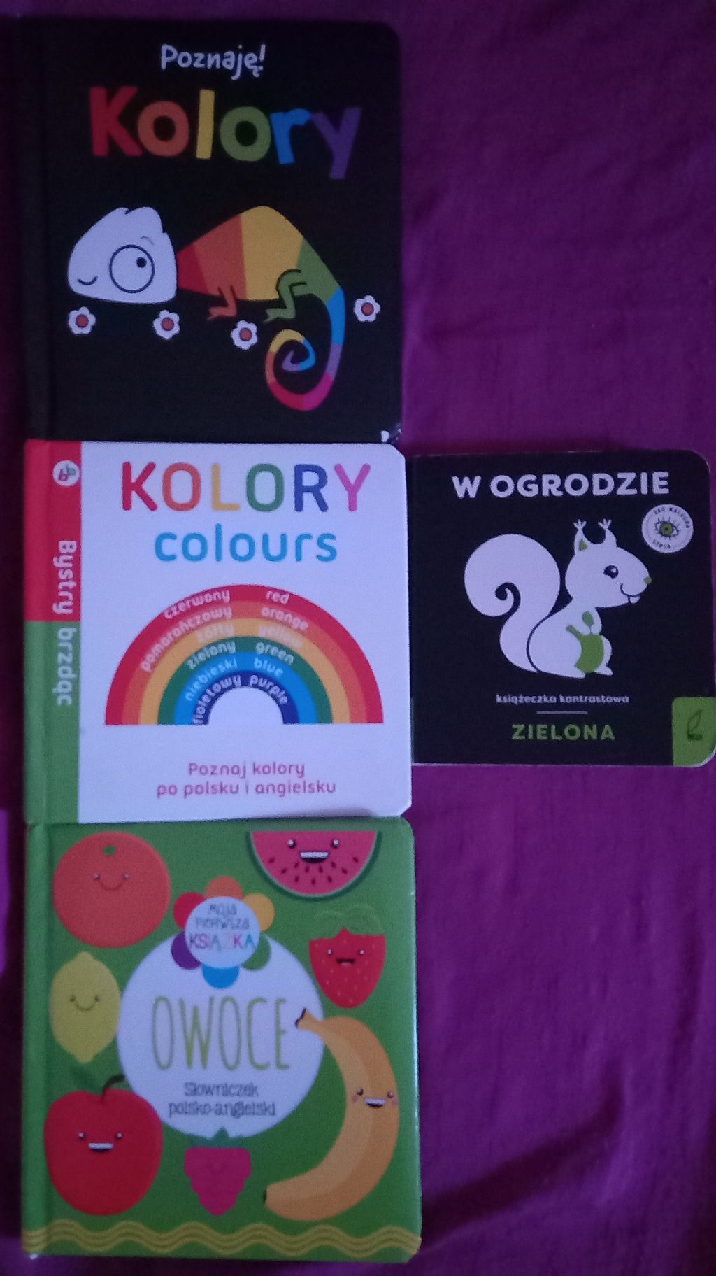 Zestaw 4 ksiazeczek dla dzieci (polsko-angielski, 6M+, 1+, 18+)+ grati