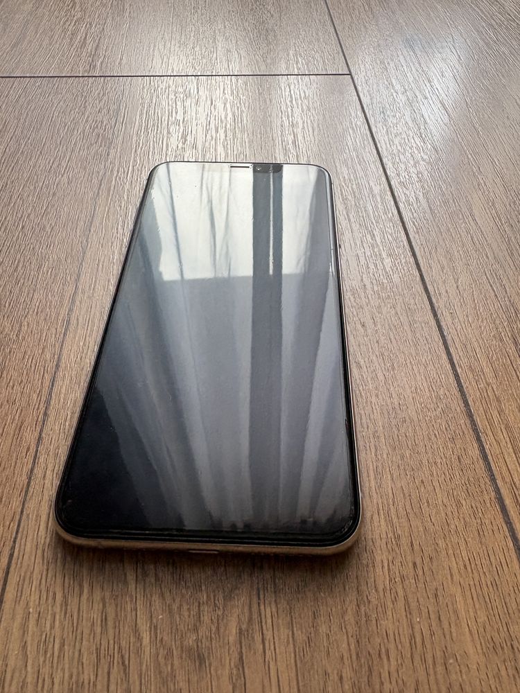iPhone XS Max Silver 64 GB