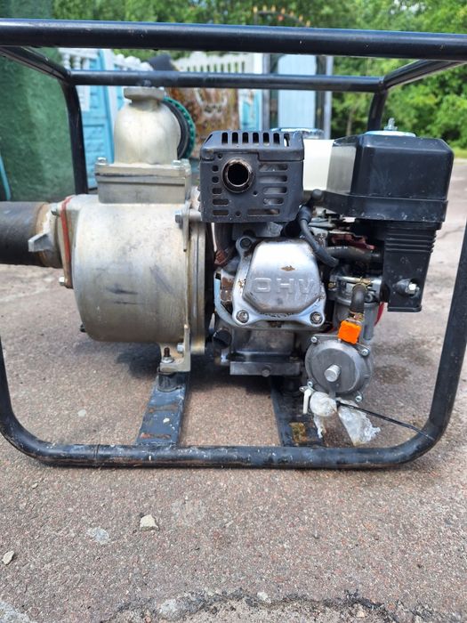 Продам мотопомпу Honda WB30XT.