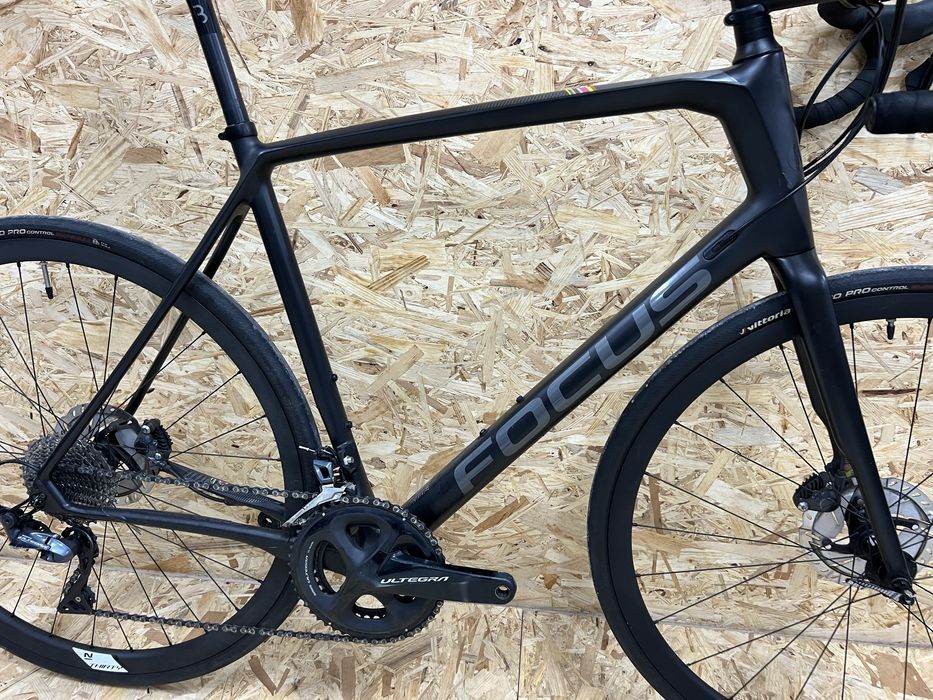 Bicicleta disco carbono Focus Paralane - Shimano Ultegra 11v