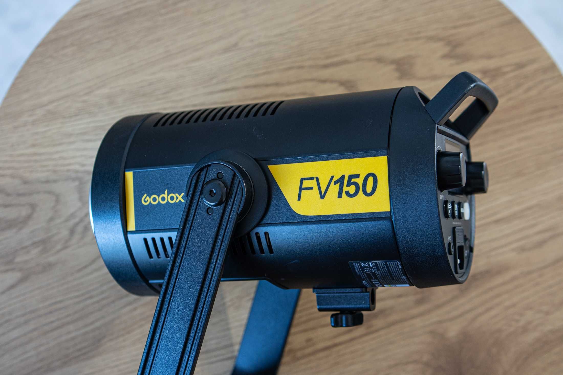 Godox FV150 – LED 150W + Flash Estroboscópico | Excelente Estado