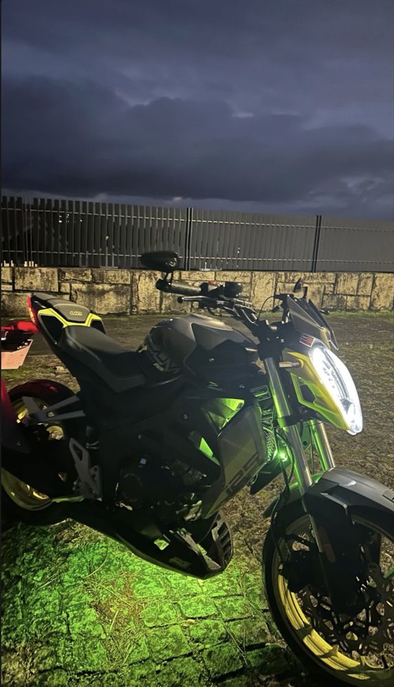 Um xtreet 125 rs