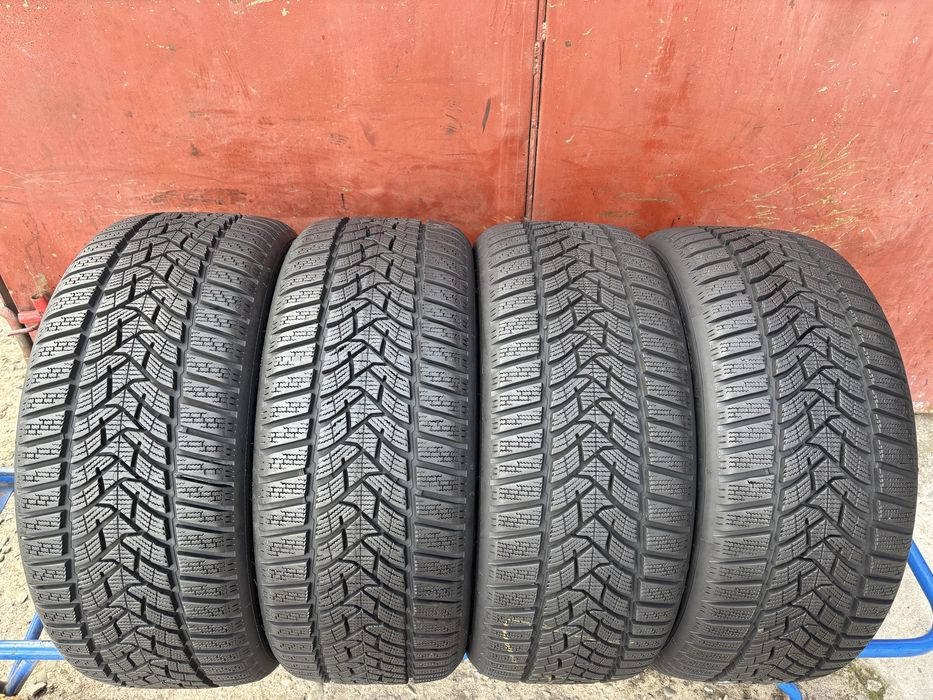 225/45/17 R17 Dunlop winter Sport5 зима 4 шт ціна за 1 шт