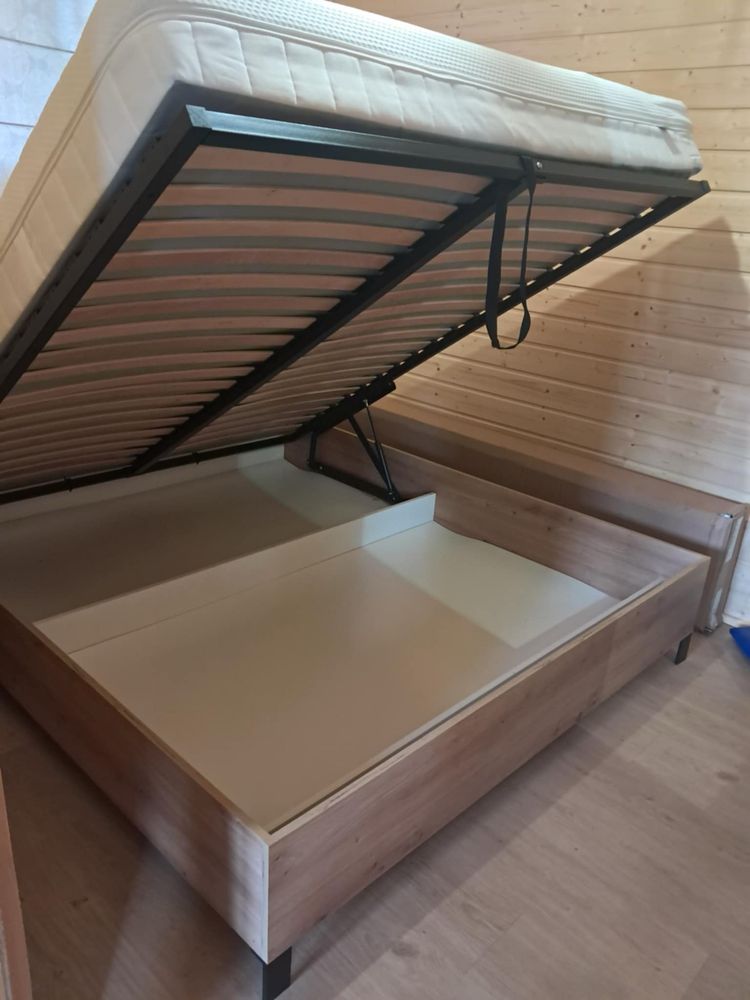 Łóżko 160/200 z materacem i pojemnikiem