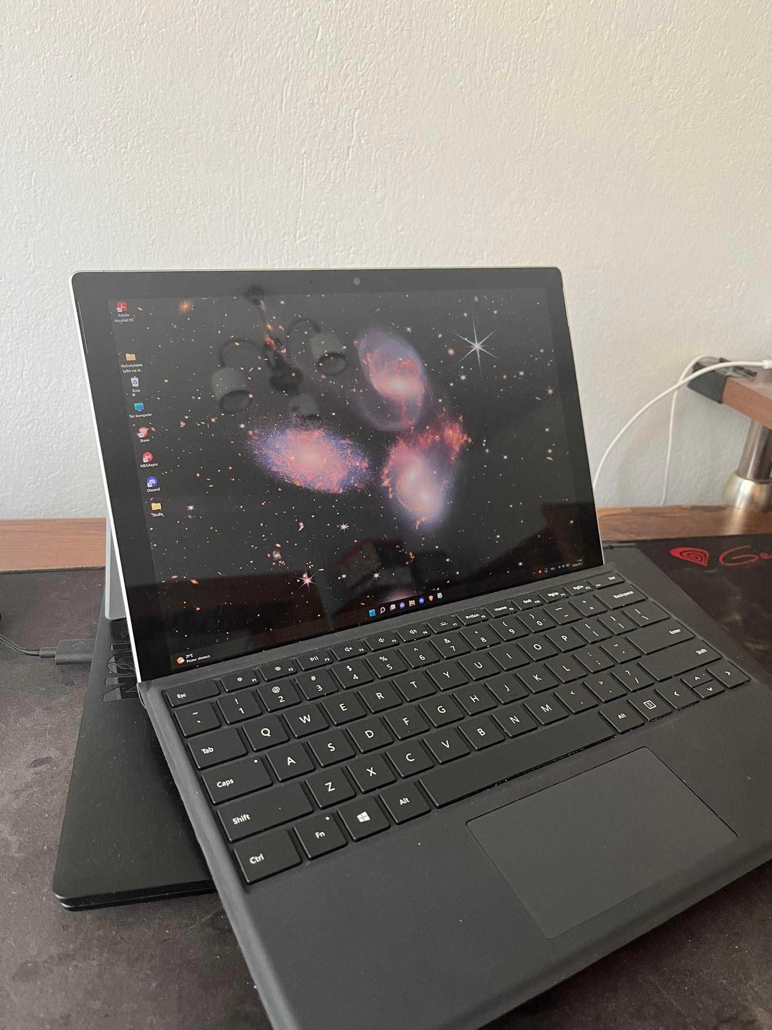 Surface Pro 7+/i5-1135G7 11. generacji/8RAMu/128GB/