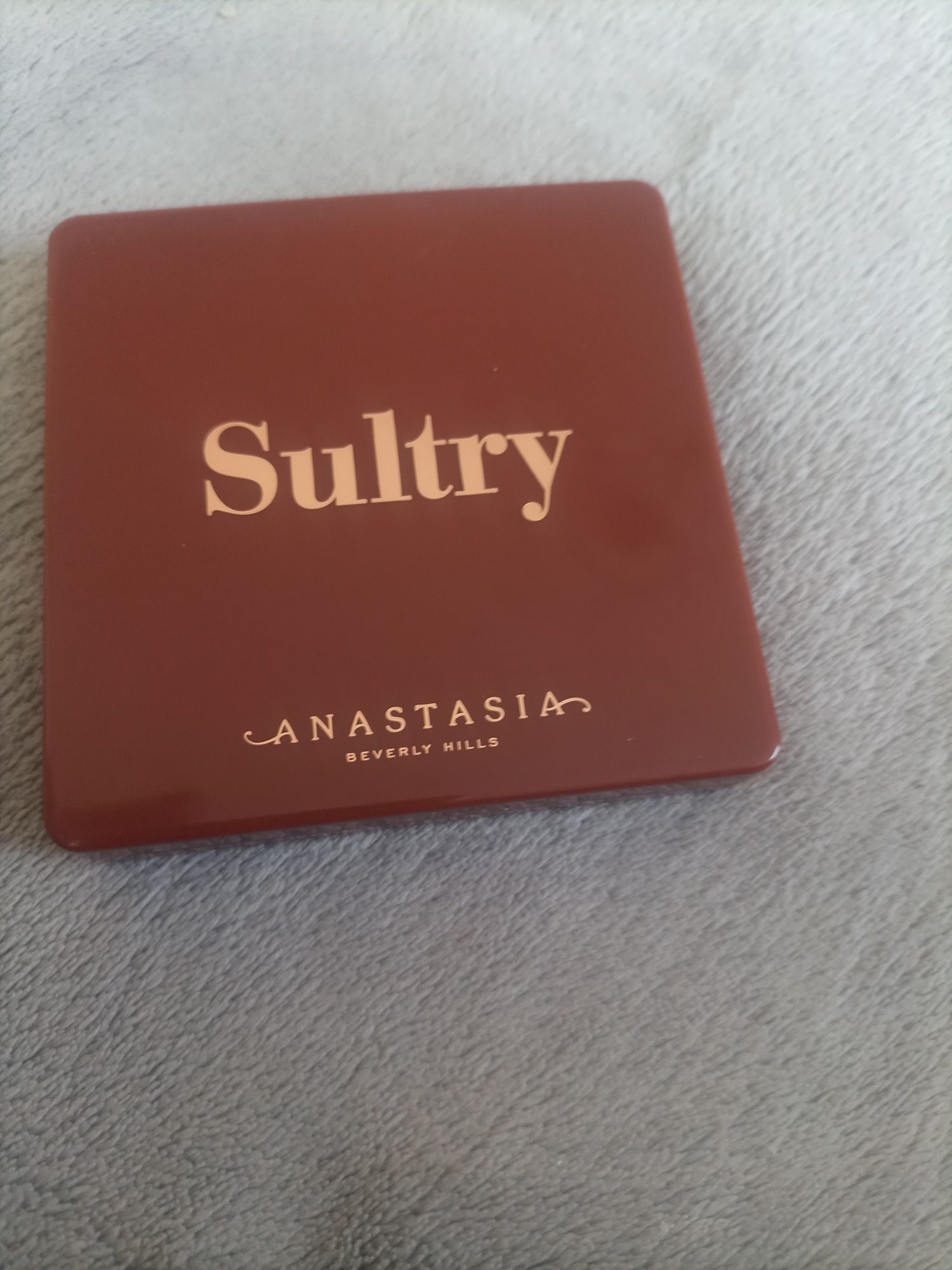 Sultry - Anastasia Beverly Hills (ABH)