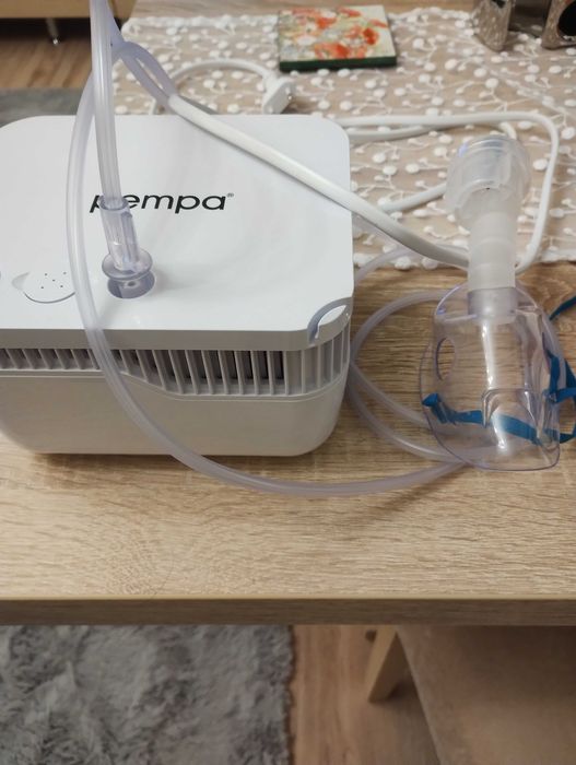 Inhalator Pempa przeznaczony do leczenia chorób dróg oddechowych