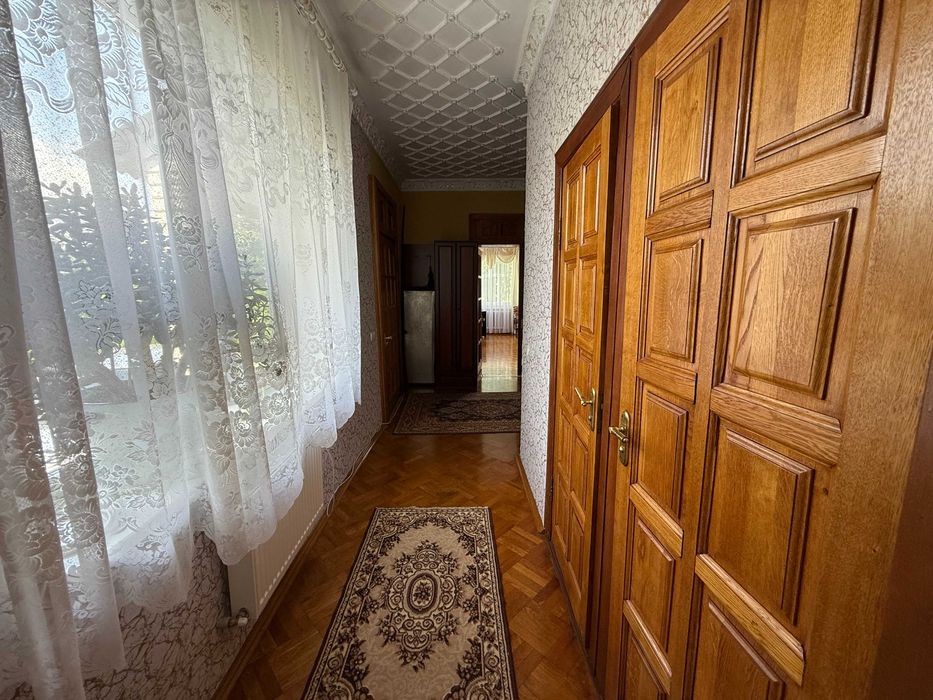 Продаж продам будинок в Царичанці Царичанка Центр Поділ ліс, річка