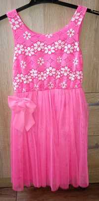 Sukienka różowa rozmiar 140