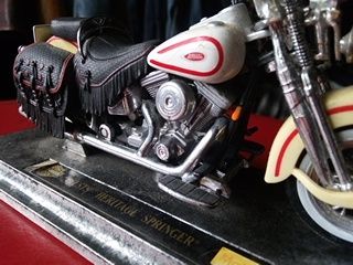 Harley Davidson Heritage Springer miniatura ou lote completo