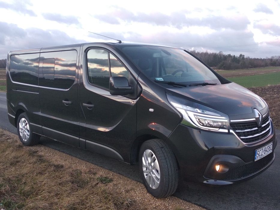 Wynajem Busa 9 Osobowego  Renault Trafic 2019r