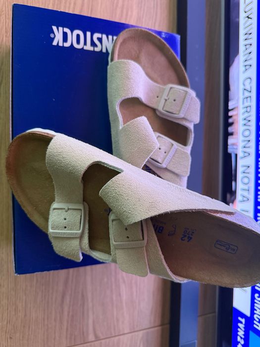 klapki Birkenstock 42 Regular zamsz beż